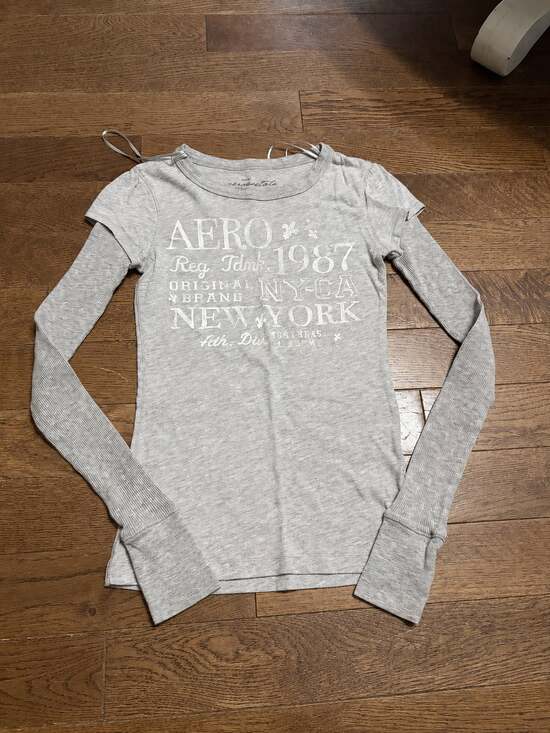 Aeropostale Tops - Aeropostale Long Sleeve Thermal Top